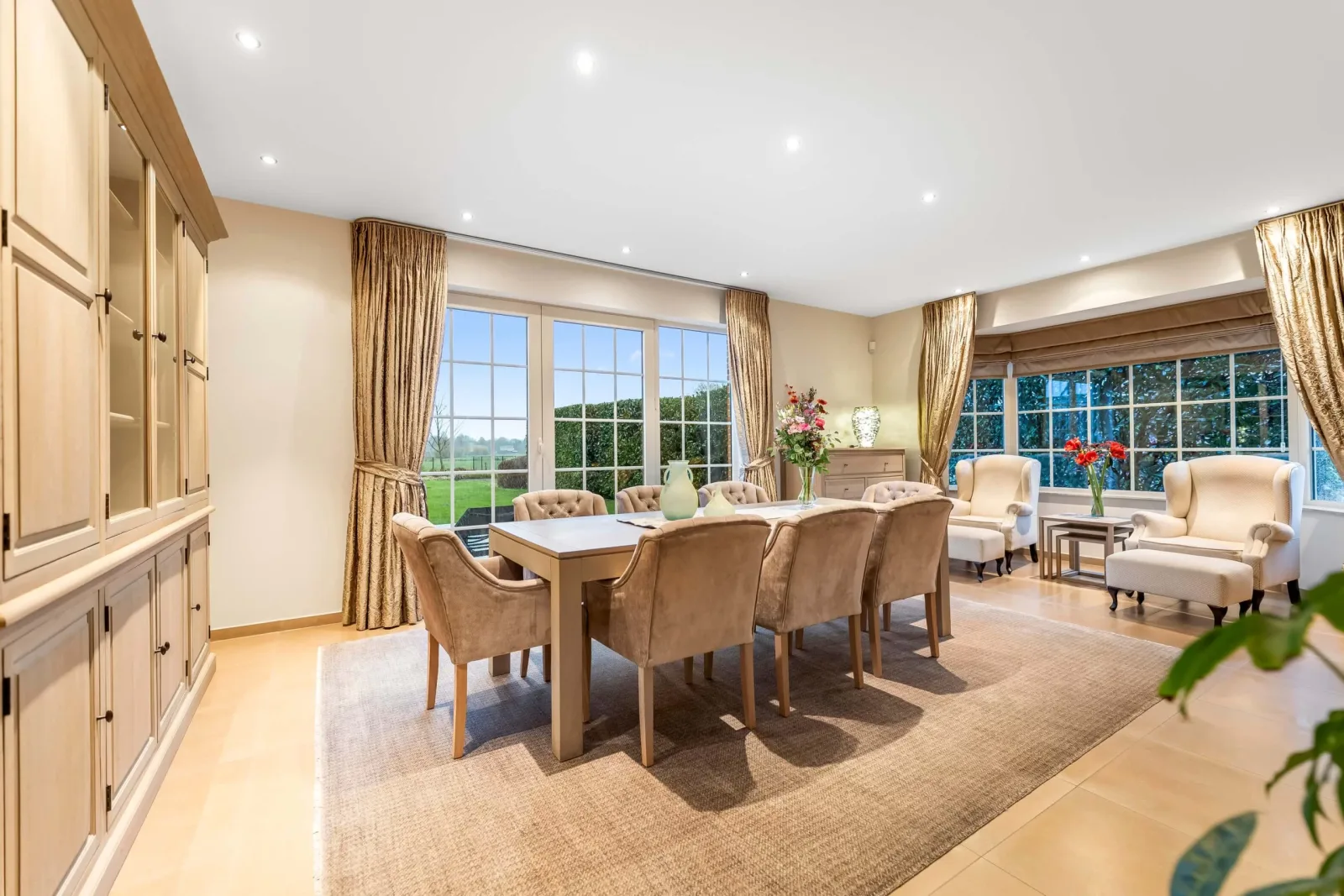 Real Estate Photo Editing Services